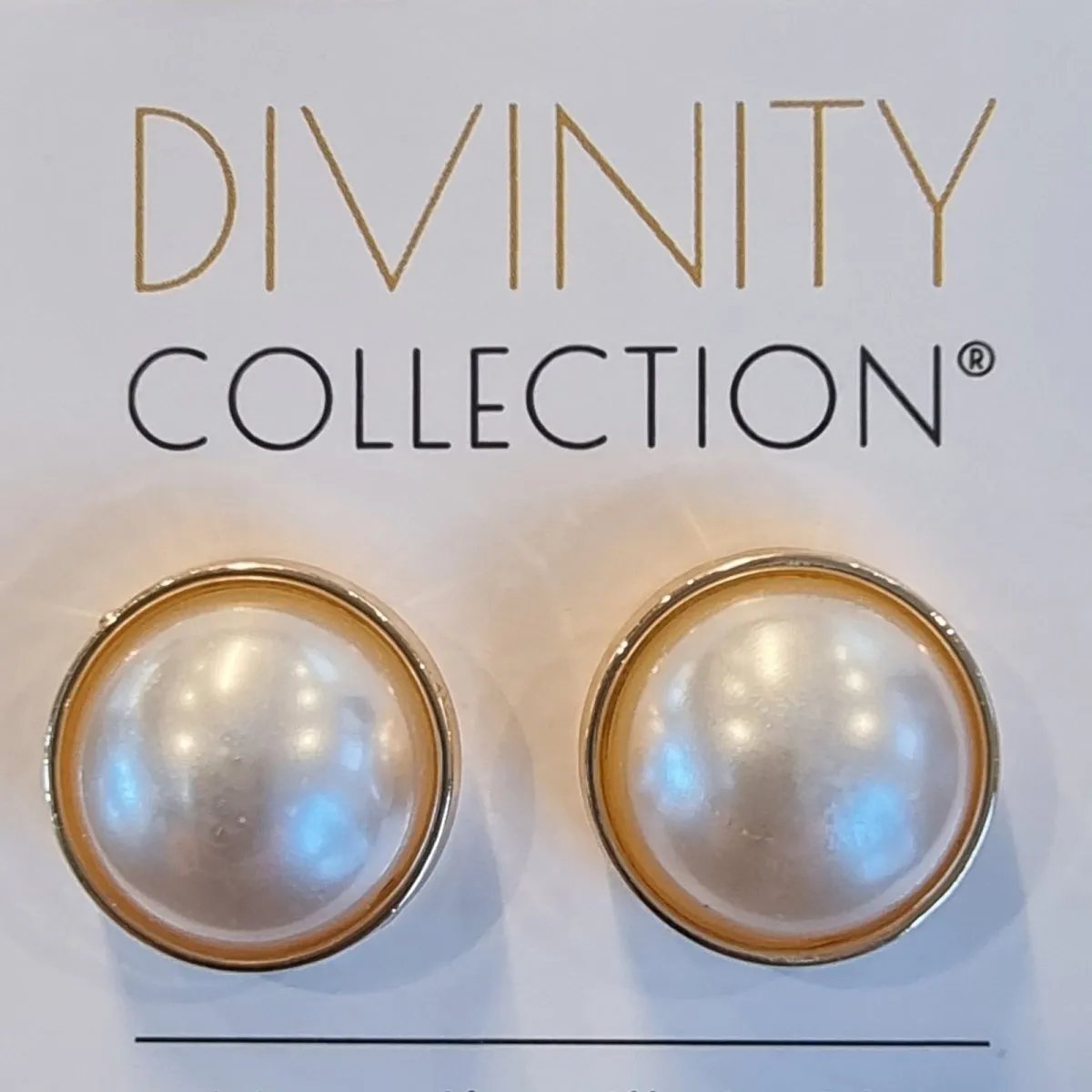 2 Pairs Magnetic Hijab Pearl Pins - White (4pcs)