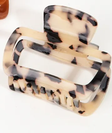 Cutout Hair Claw