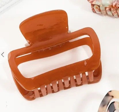 Cutout Hair Claw