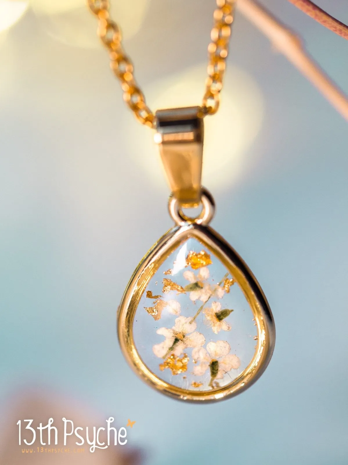 Dried white flowers and gold flakes resin teardrop pendant necklace