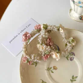 Flower dance hair crunchy