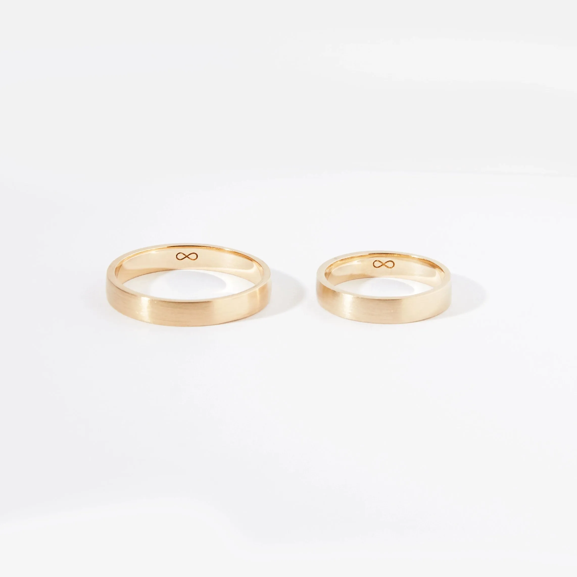 infinity love wedding band set of 2 brushed - 14k yellow gold