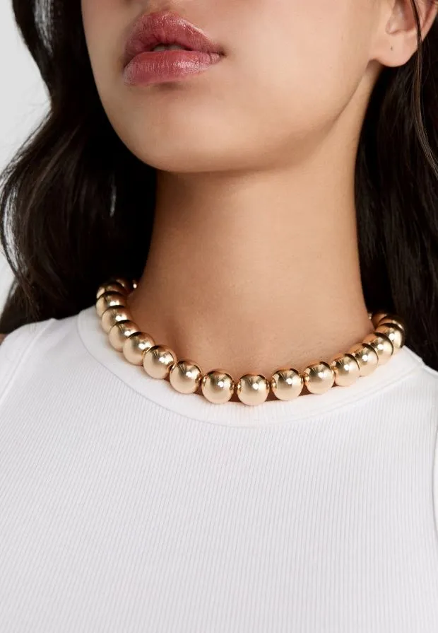 Metal ball necklace