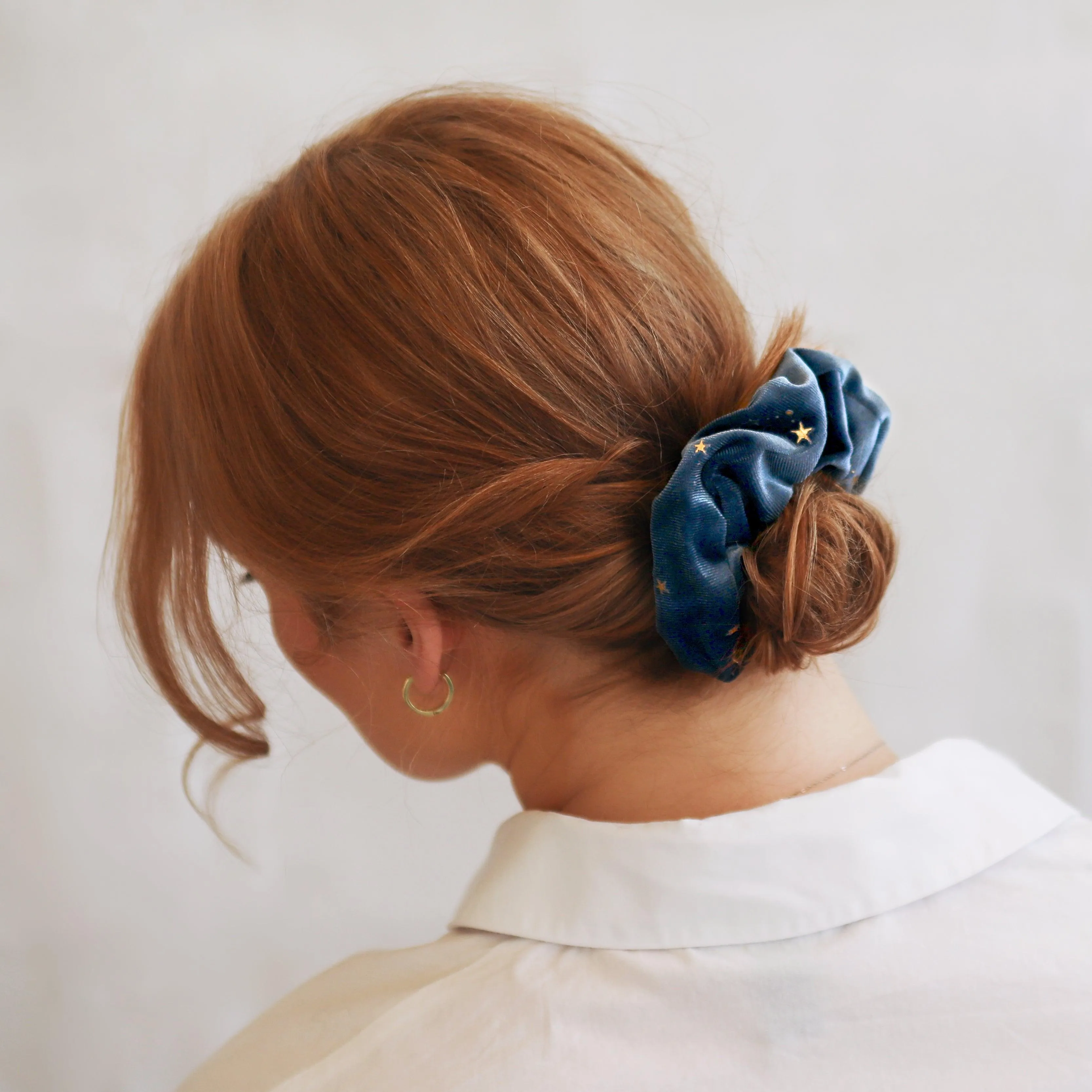 Stella Velvet Star Hair Scrunchie - Blue